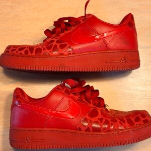 2009 Nike Air Force 1 Valentine's Day Women's Size US 9 Red / Gold 315115-600